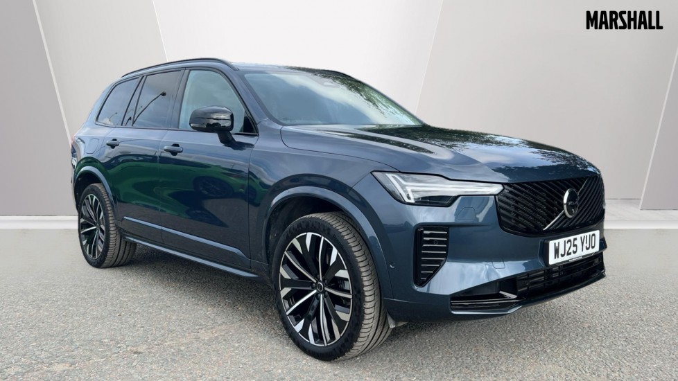 Main listing image - Volvo XC90