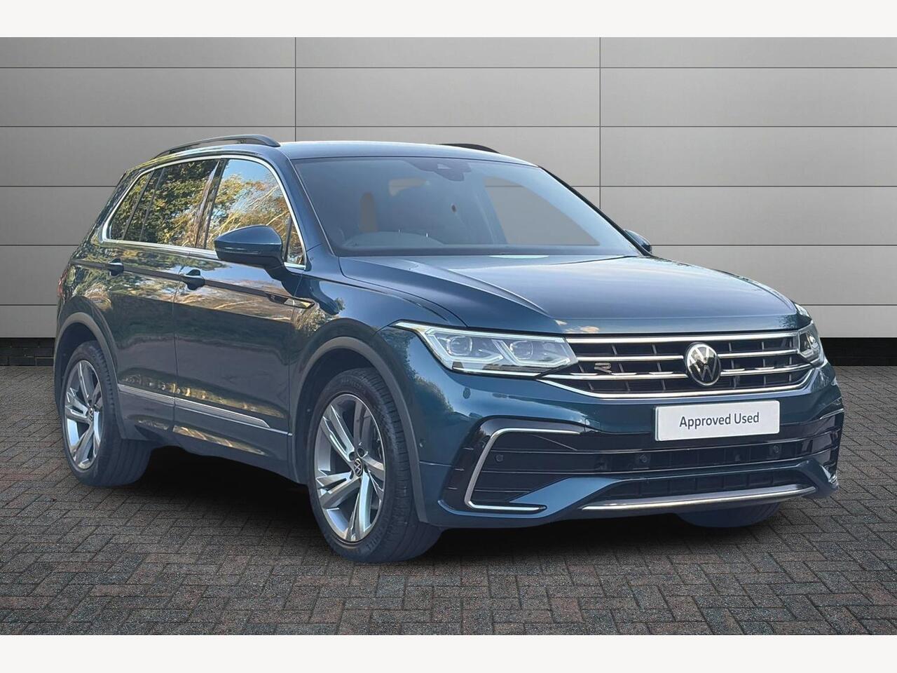 Main listing image - Volkswagen Tiguan