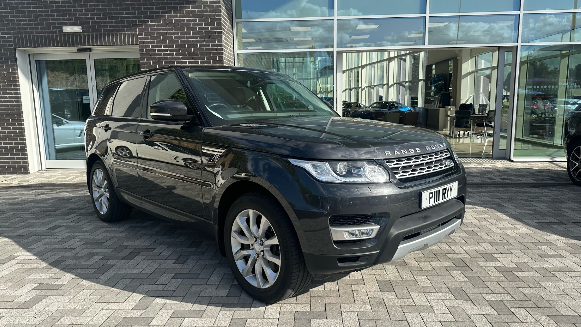 Main listing image - Land Rover Range Rover Sport