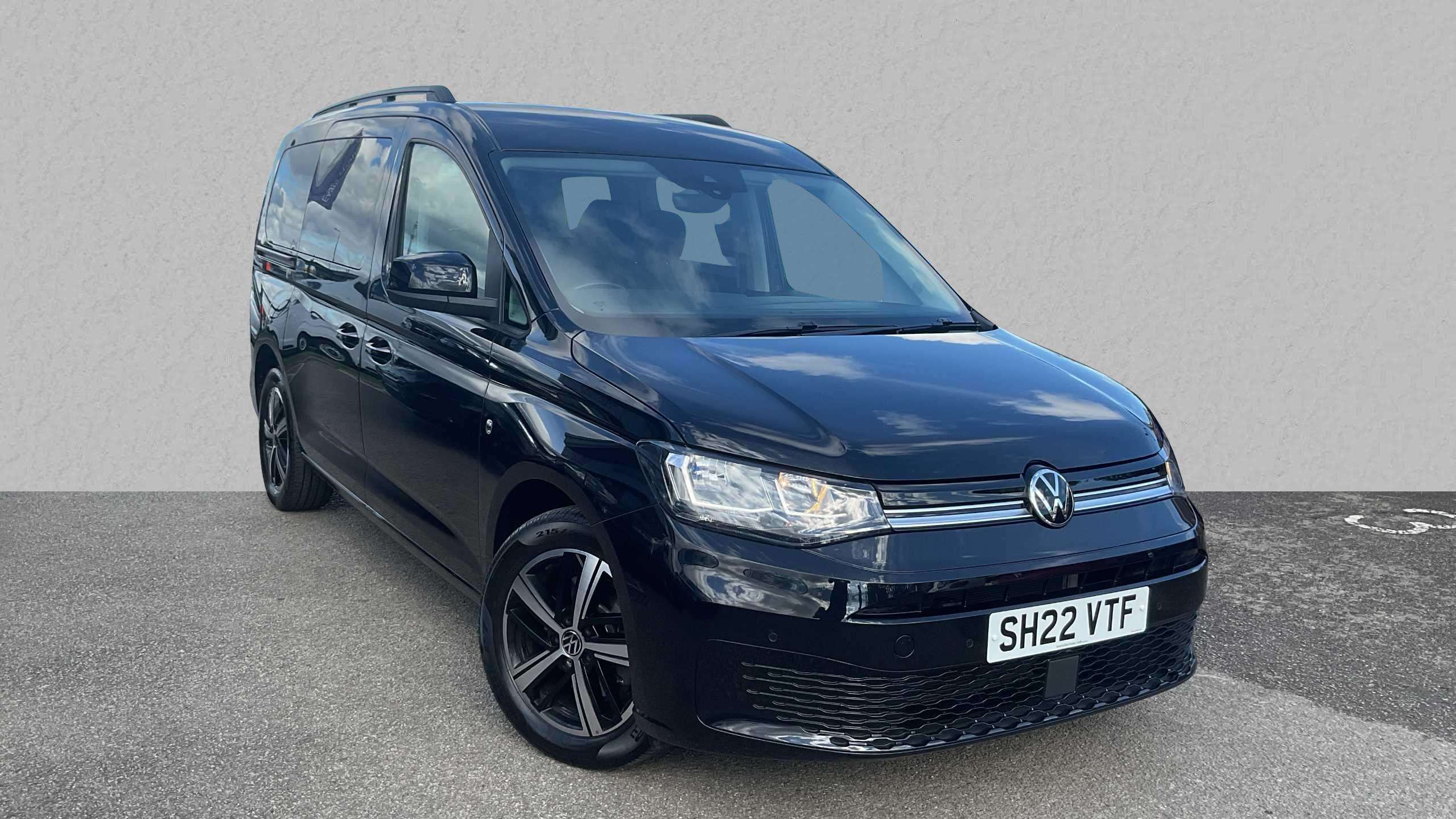Main listing image - Volkswagen Caddy Maxi Life