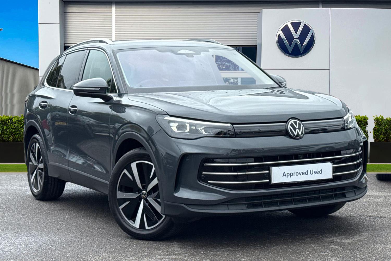 Main listing image - Volkswagen Tiguan