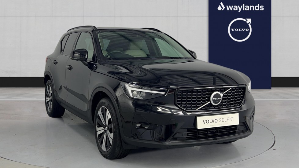 Main listing image - Volvo XC40 Recharge