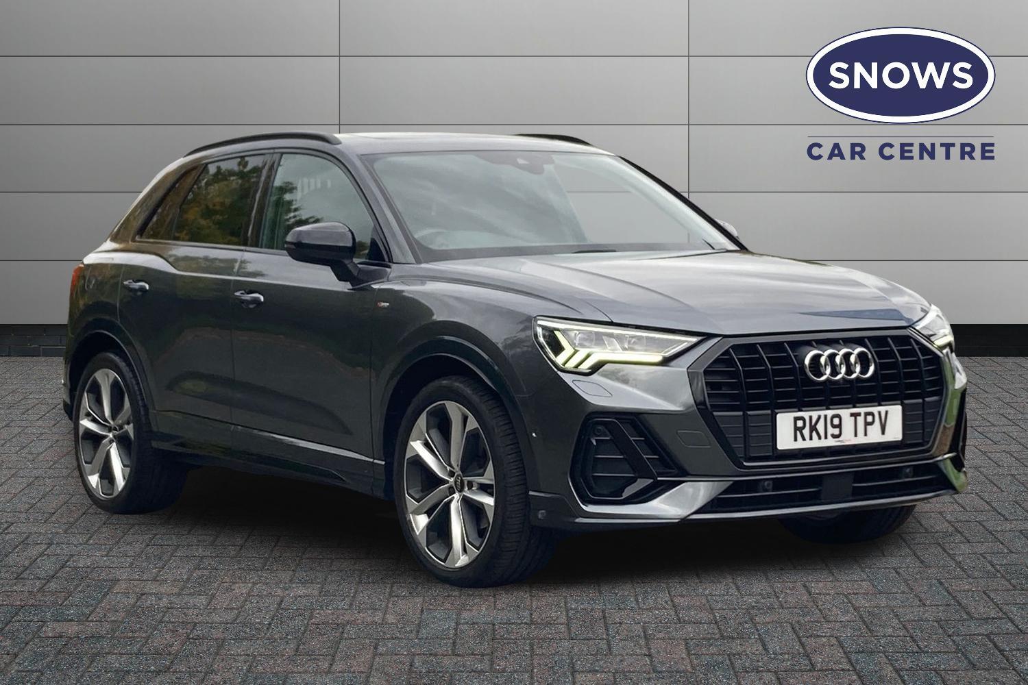 Main listing image - Audi Q3