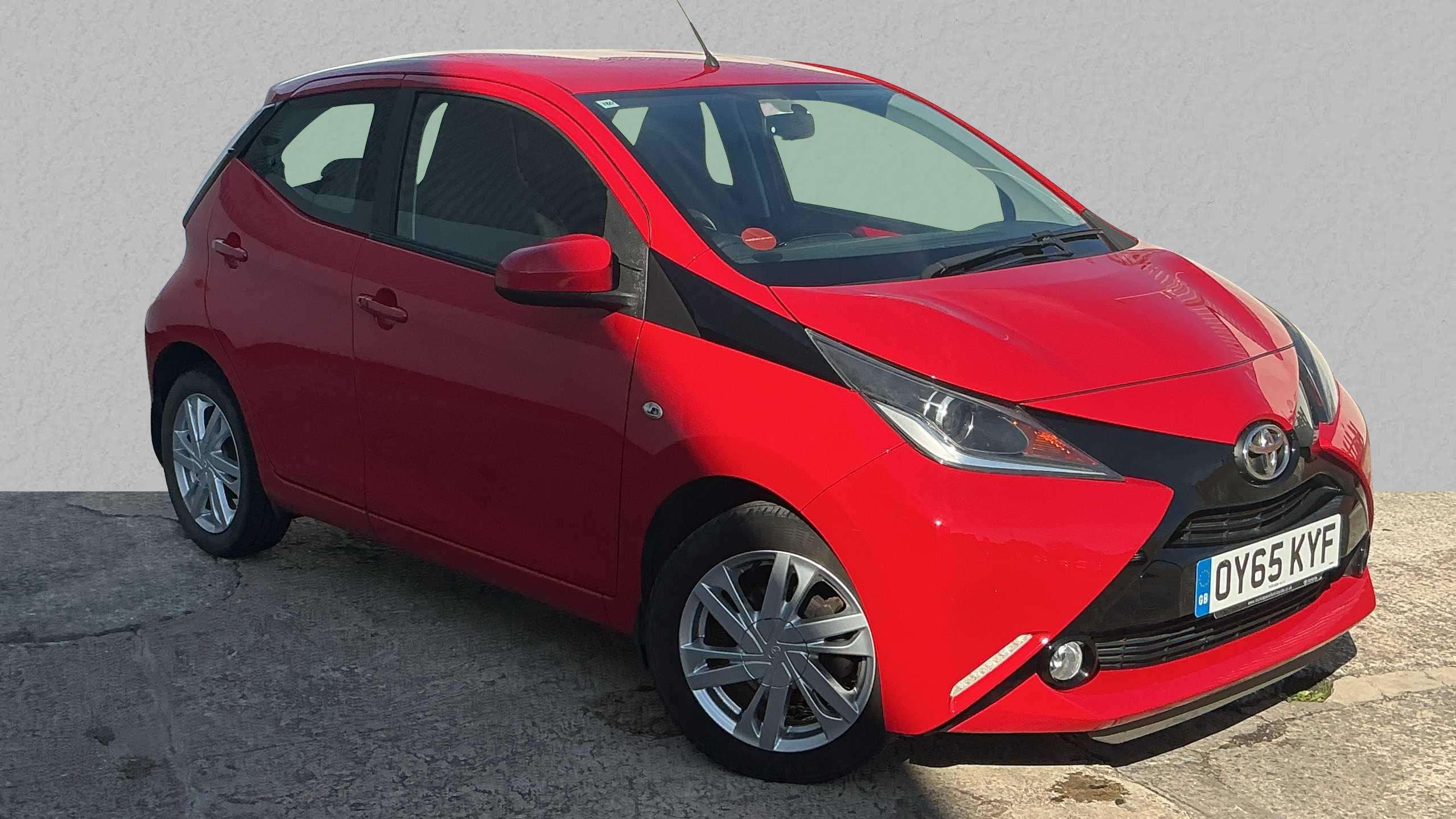 Main listing image - Toyota Aygo