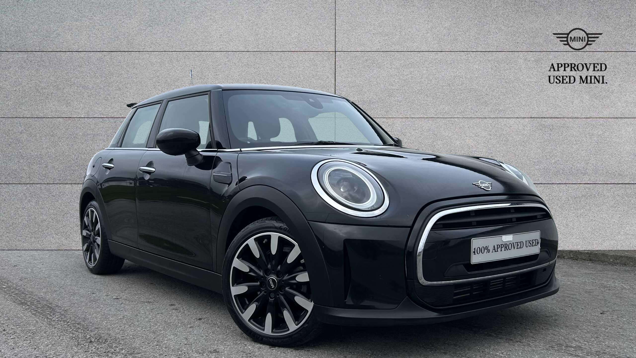 Main listing image - MINI Hatchback 5dr