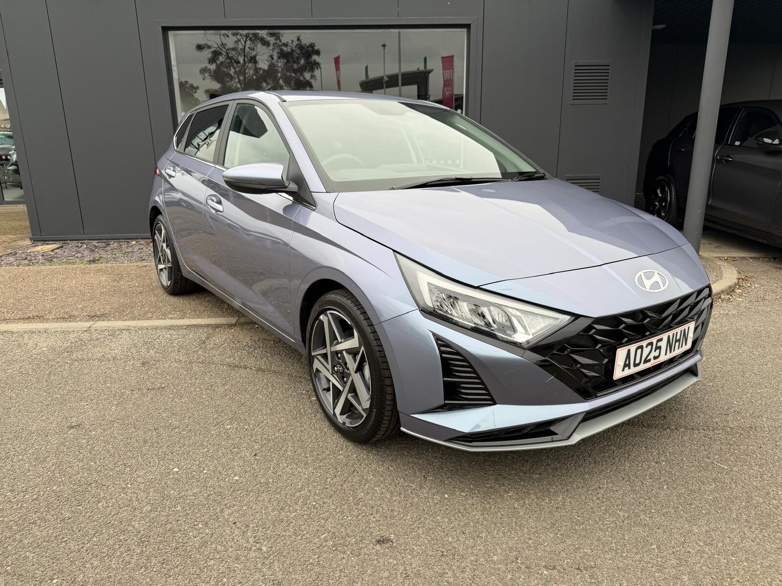 Main listing image - Hyundai i20