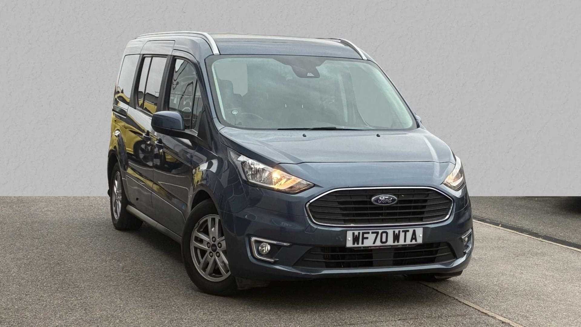 Main listing image - Ford Grand Tourneo Connect