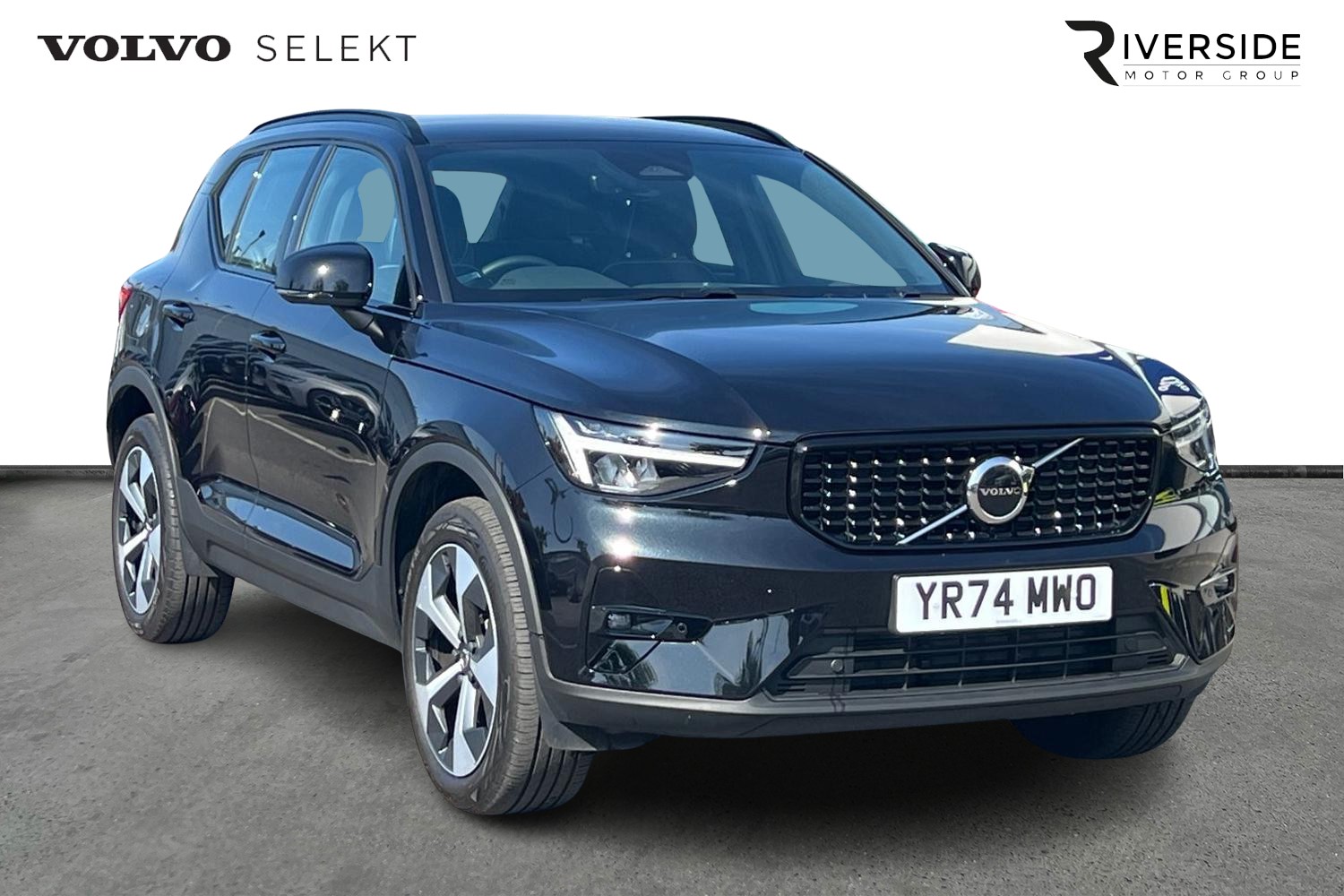 Main listing image - Volvo XC40