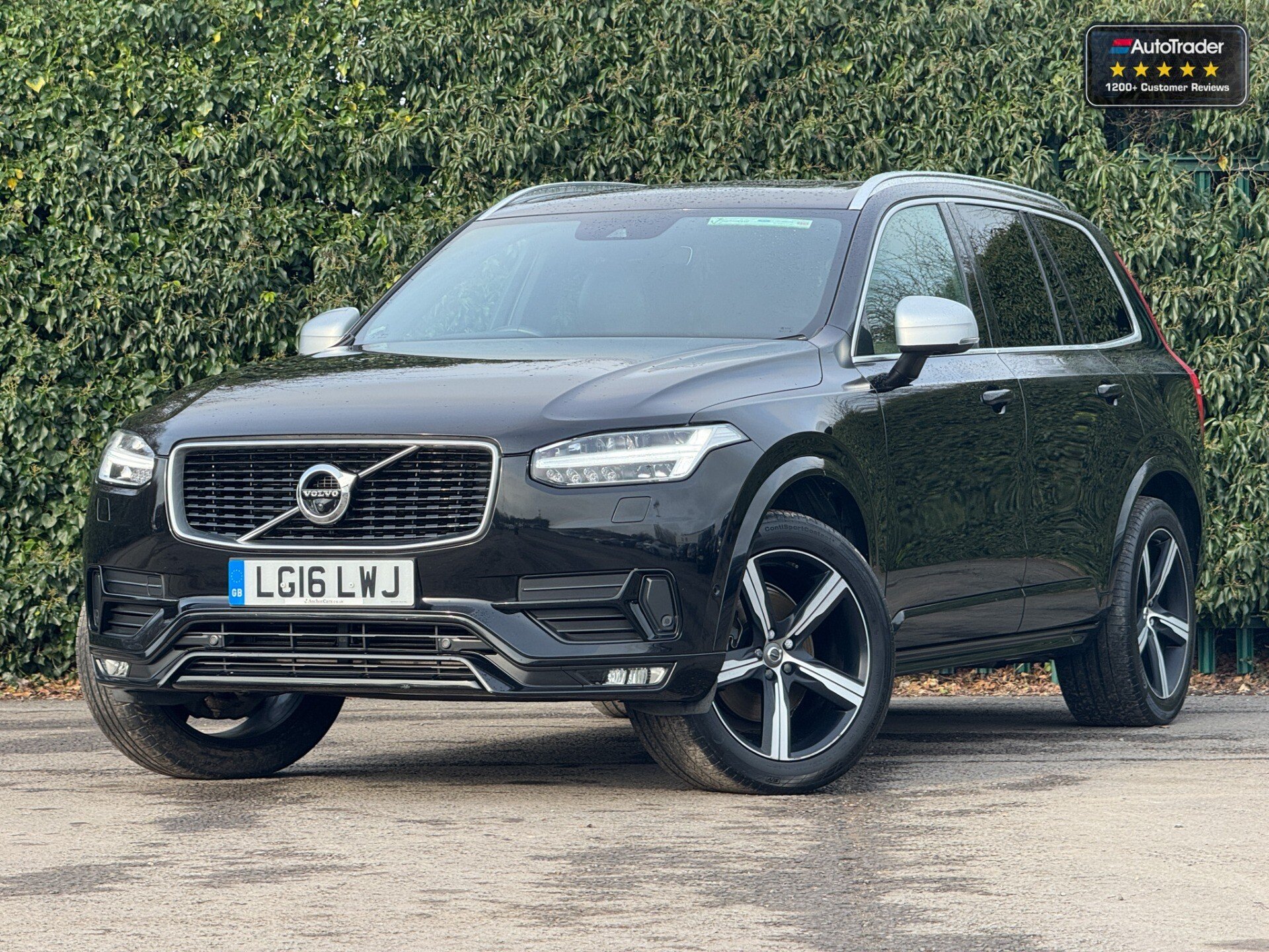 Main listing image - Volvo XC90