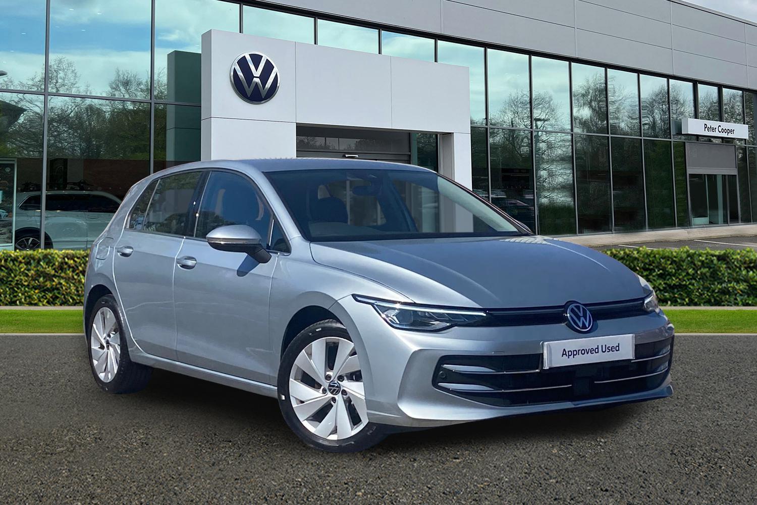 Main listing image - Volkswagen Golf