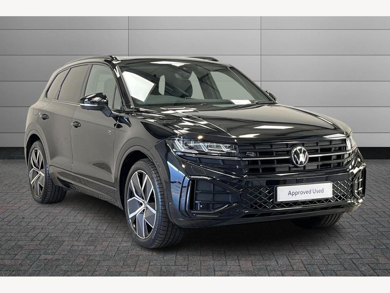 Main listing image - Volkswagen Touareg