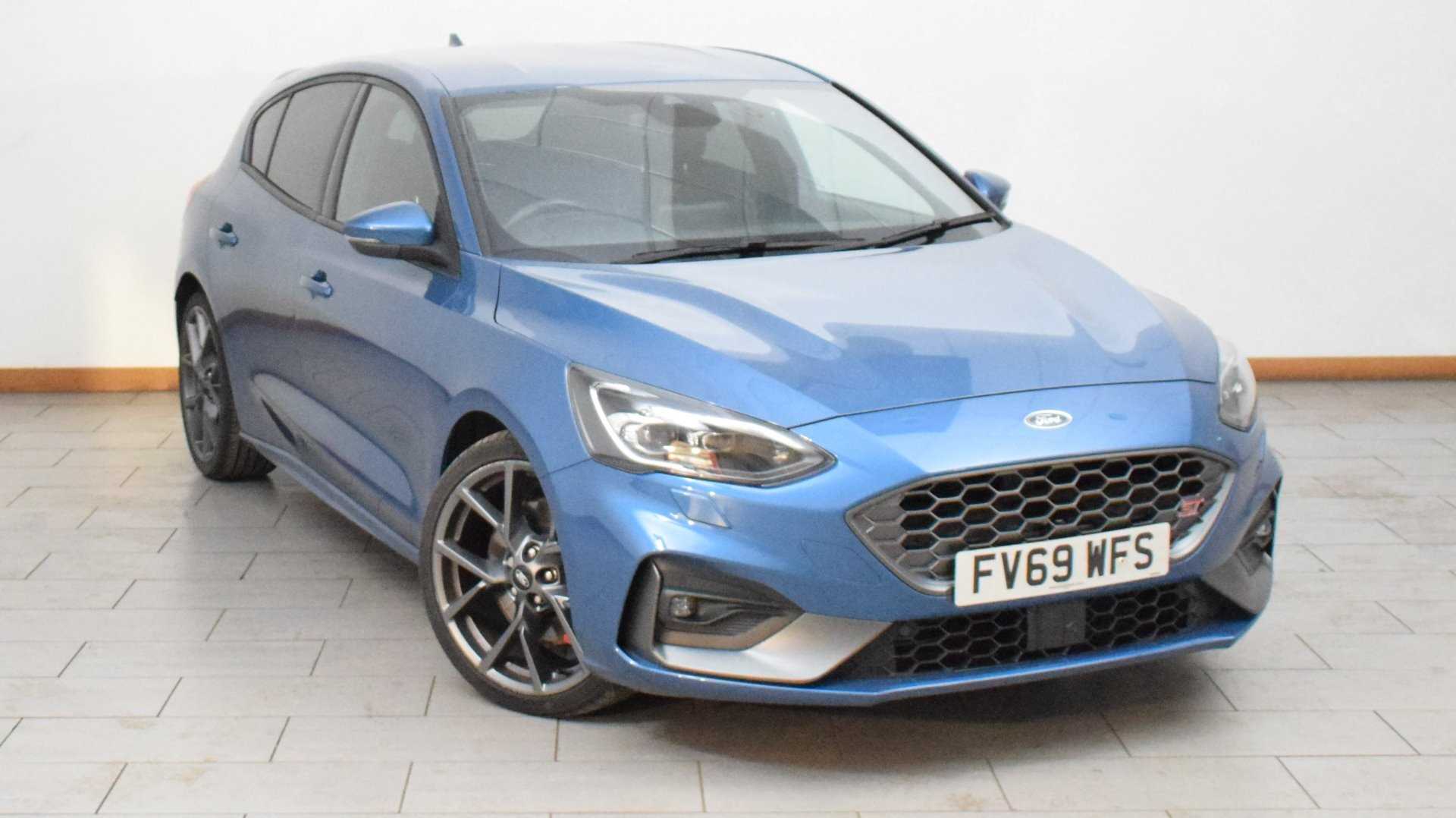 Main listing image - Ford Focus ST