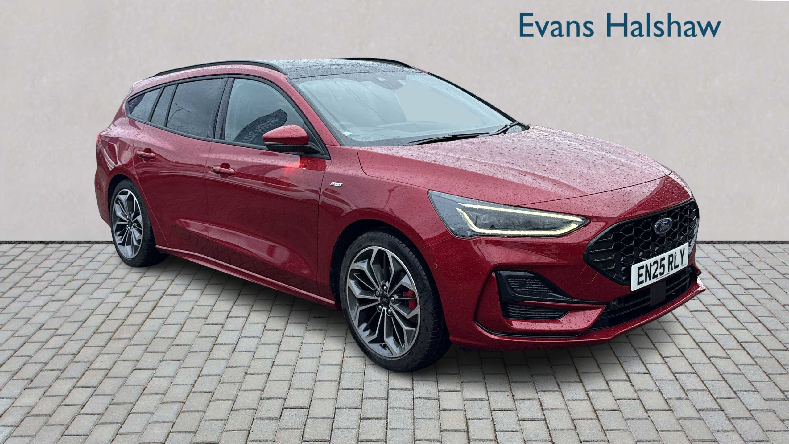 Main listing image - Ford Focus Estate