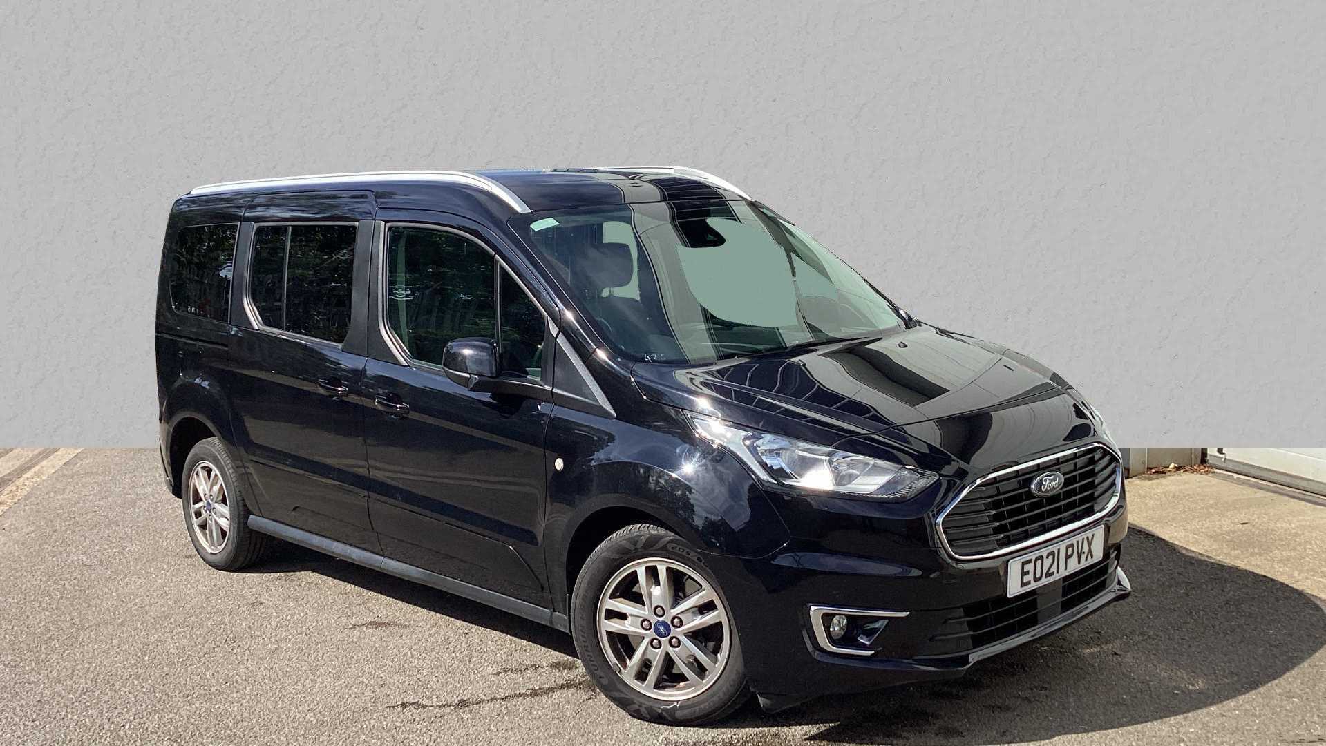 Main listing image - Ford Grand Tourneo Connect