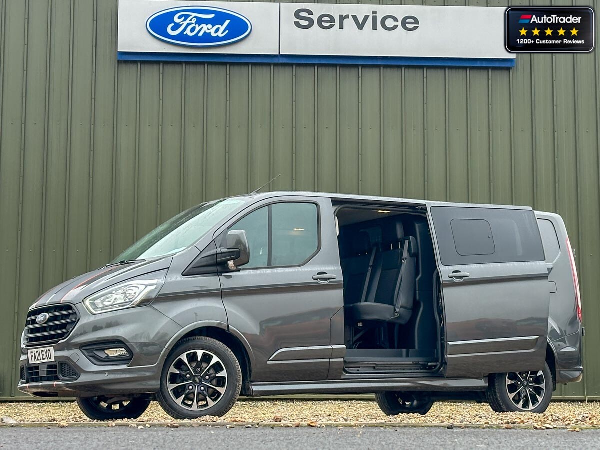 Main listing image - Ford Transit Custom