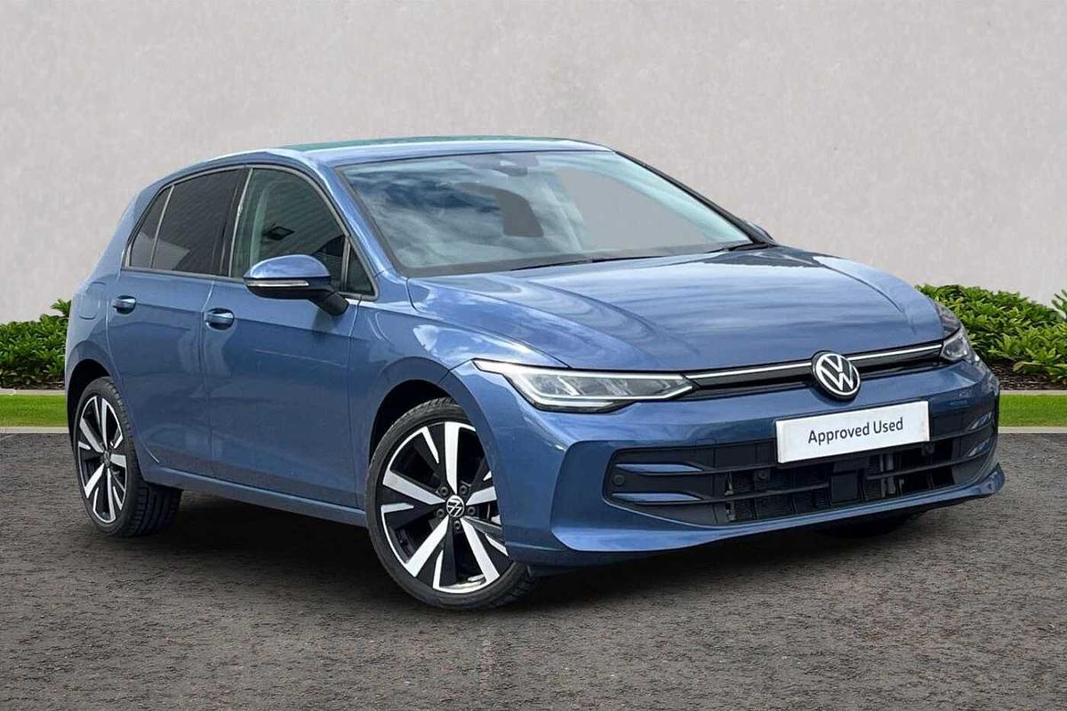 Main listing image - Volkswagen Golf