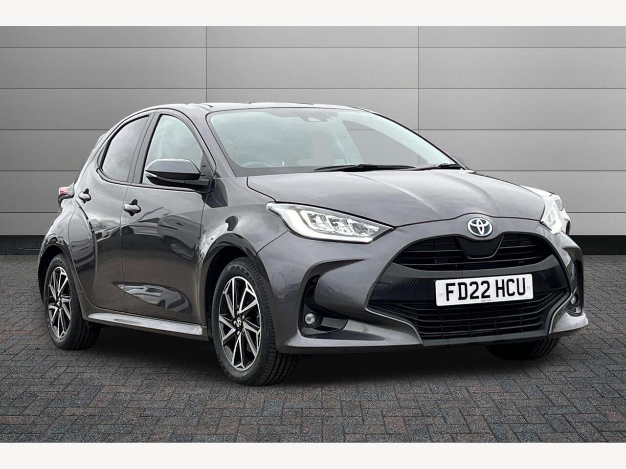 Main listing image - Toyota Yaris