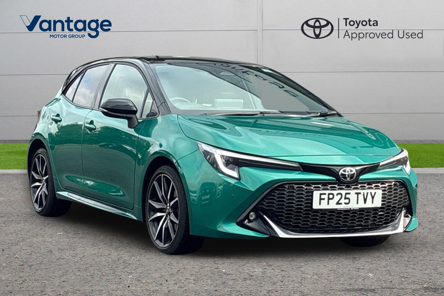 Main listing image - Toyota Corolla