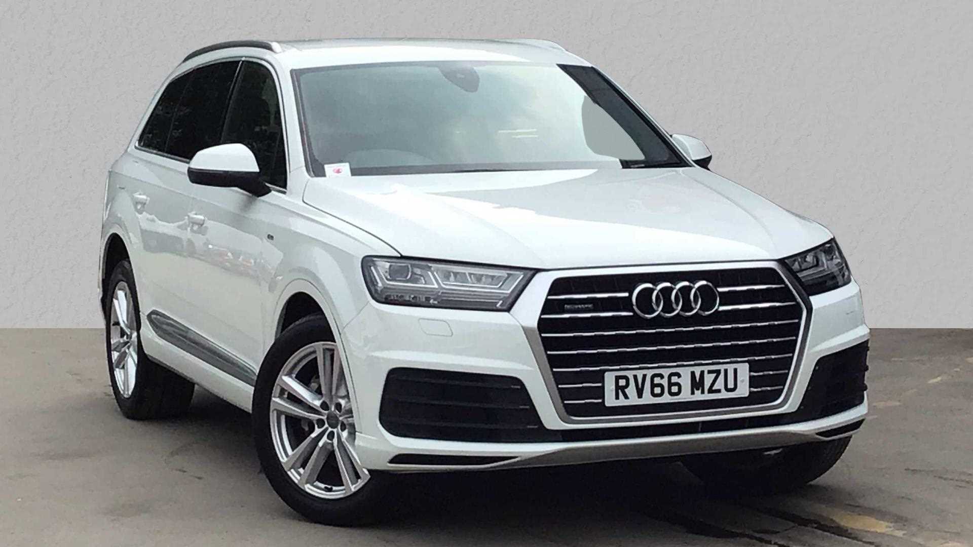 Main listing image - Audi Q7