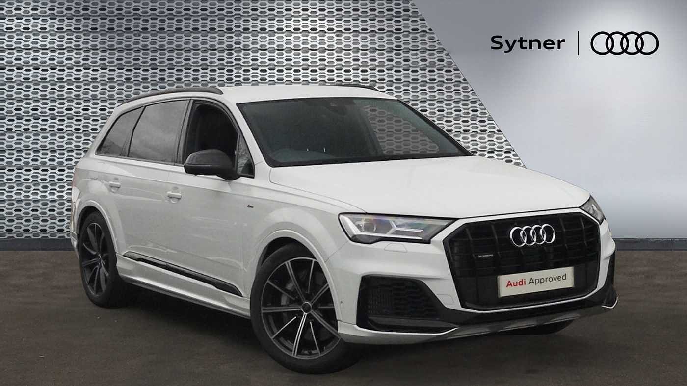 Main listing image - Audi Q7