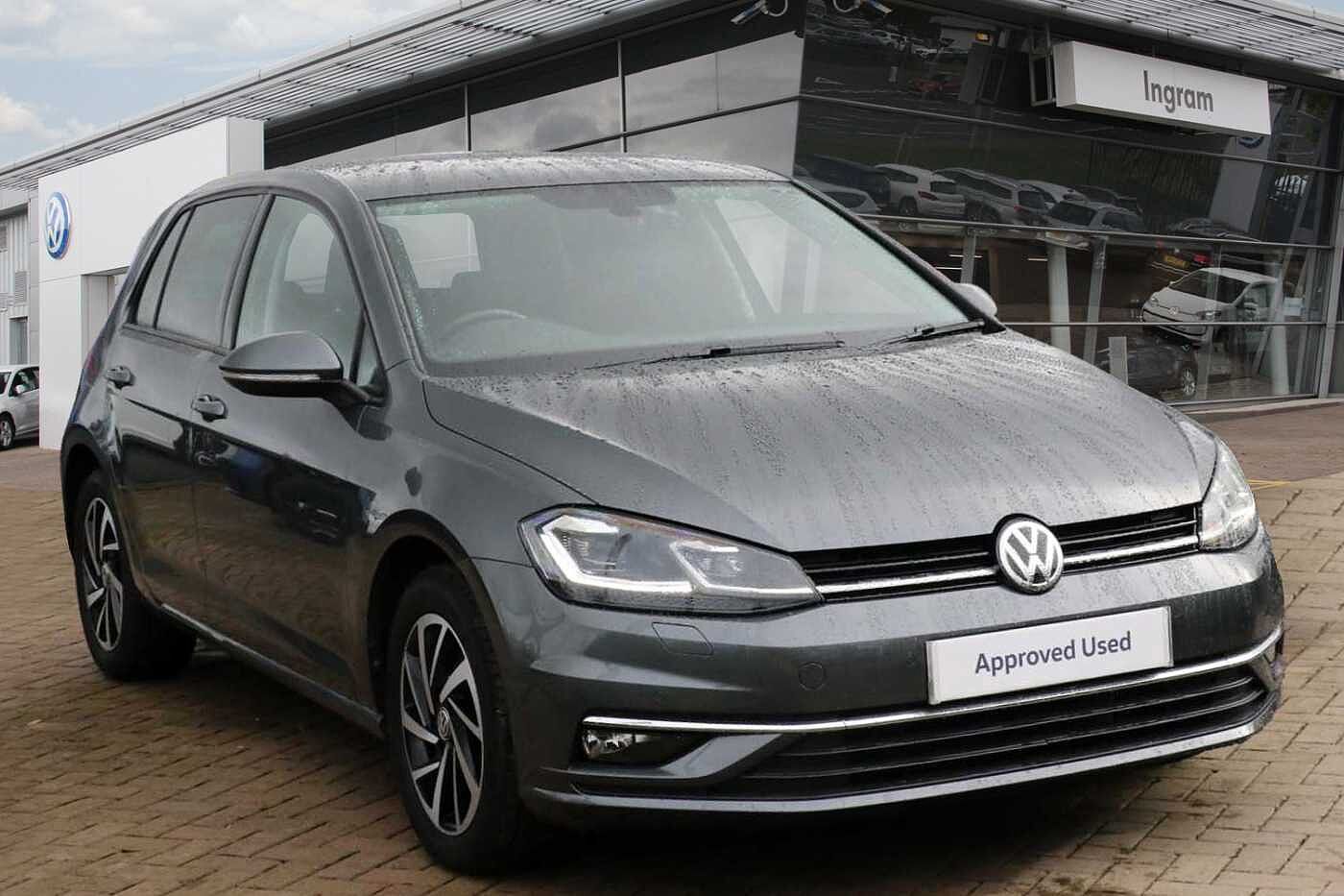 Main listing image - Volkswagen Golf