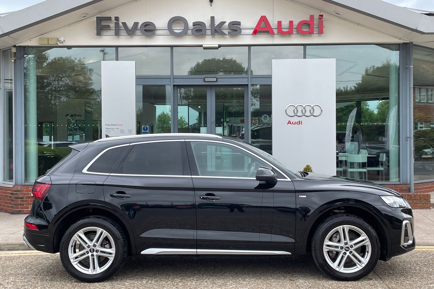 Main listing image - Audi Q5