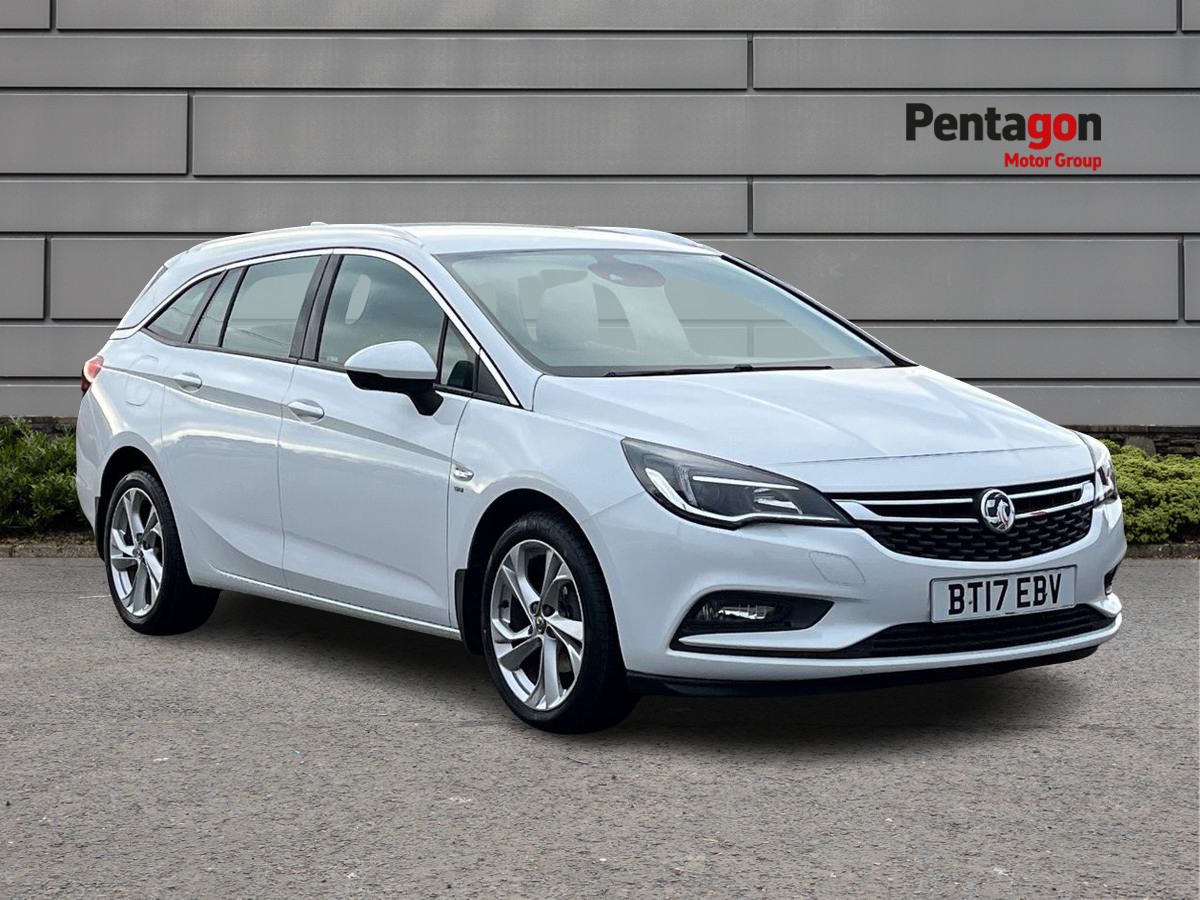 Main listing image - Vauxhall Astra Sports Tourer