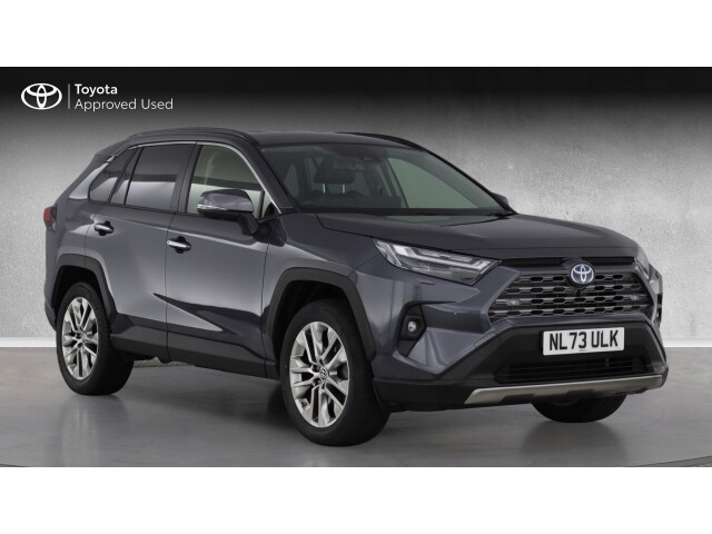 Main listing image - Toyota RAV4