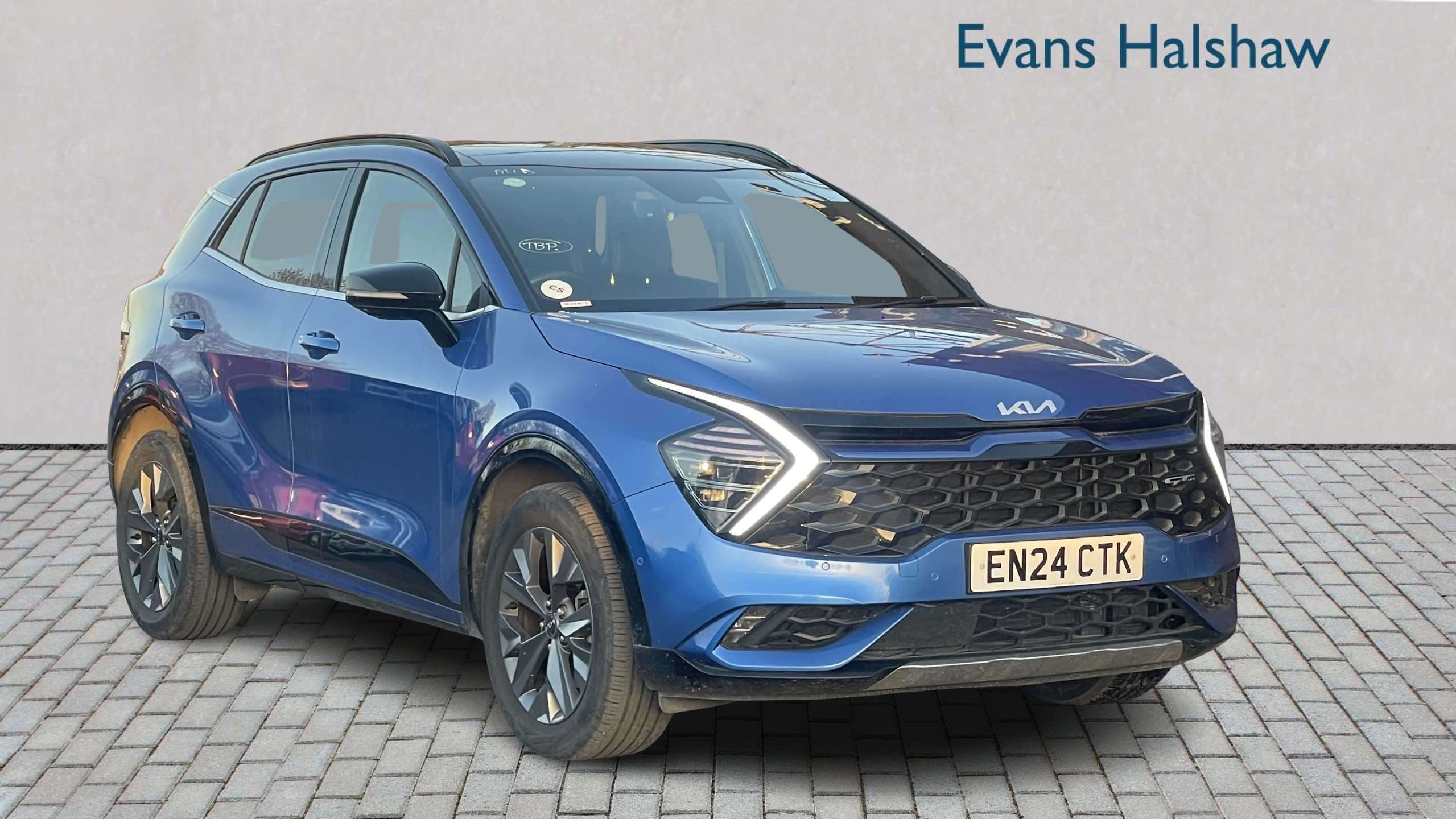 Main listing image - Kia Sportage