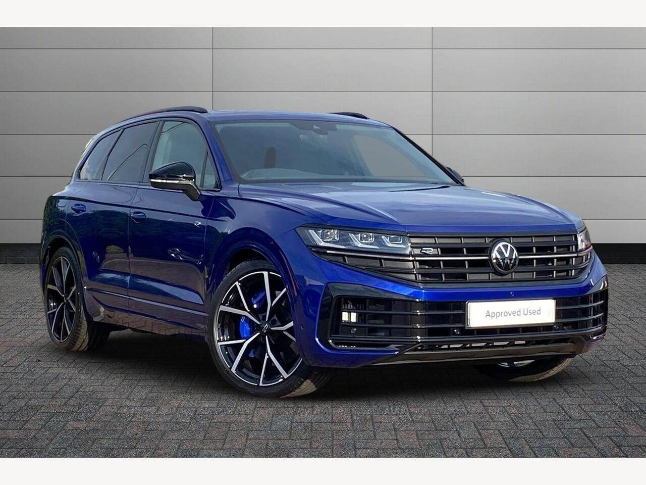 Main listing image - Volkswagen Touareg