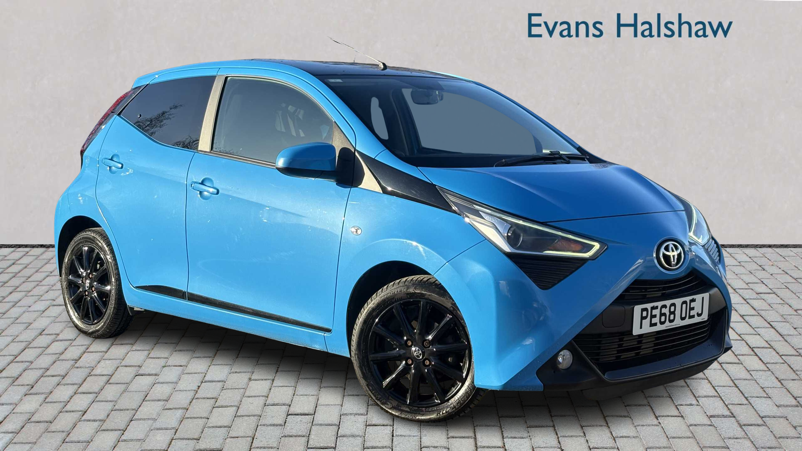 Main listing image - Toyota Aygo
