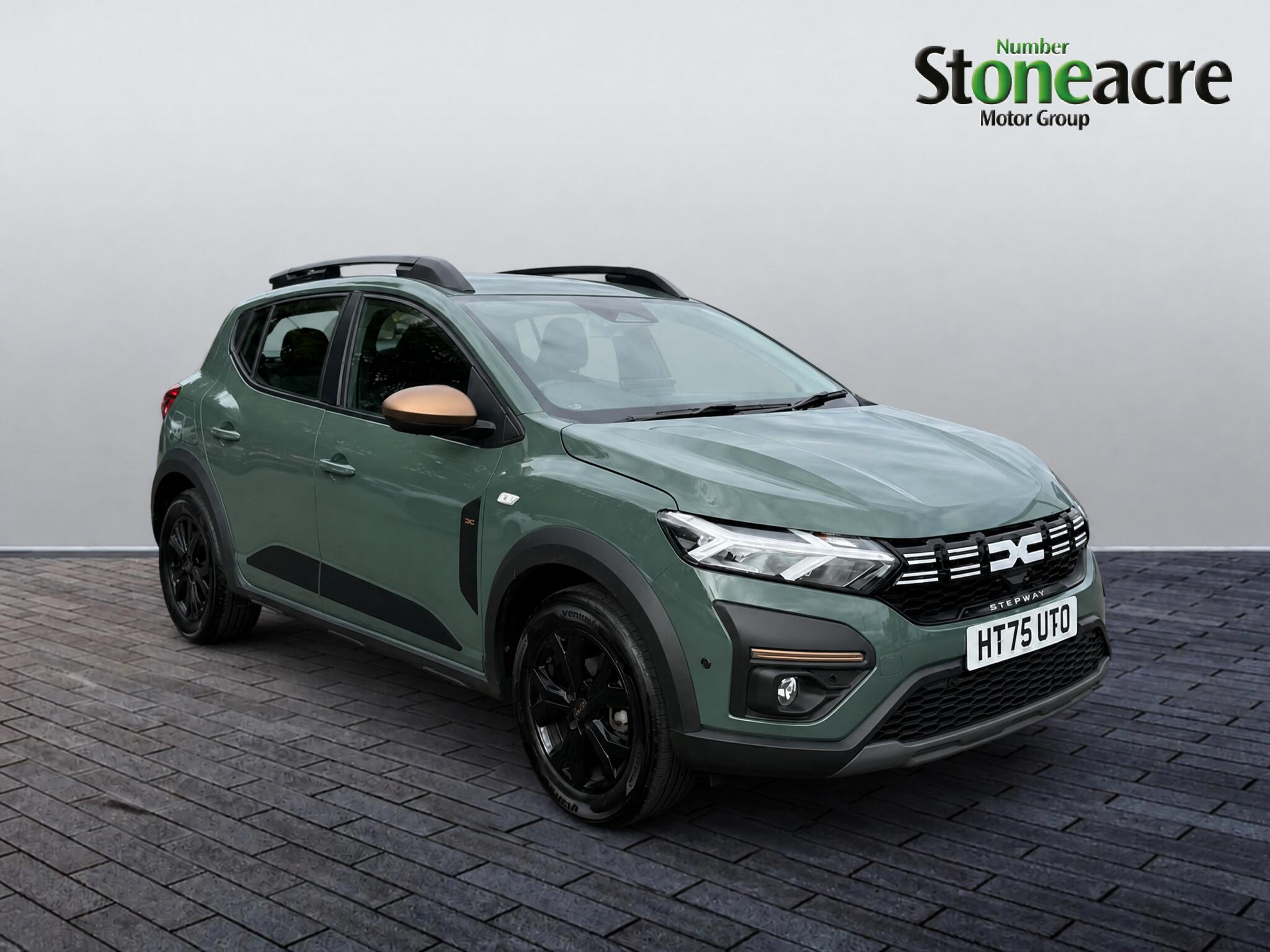 Main listing image - Dacia Sandero Stepway