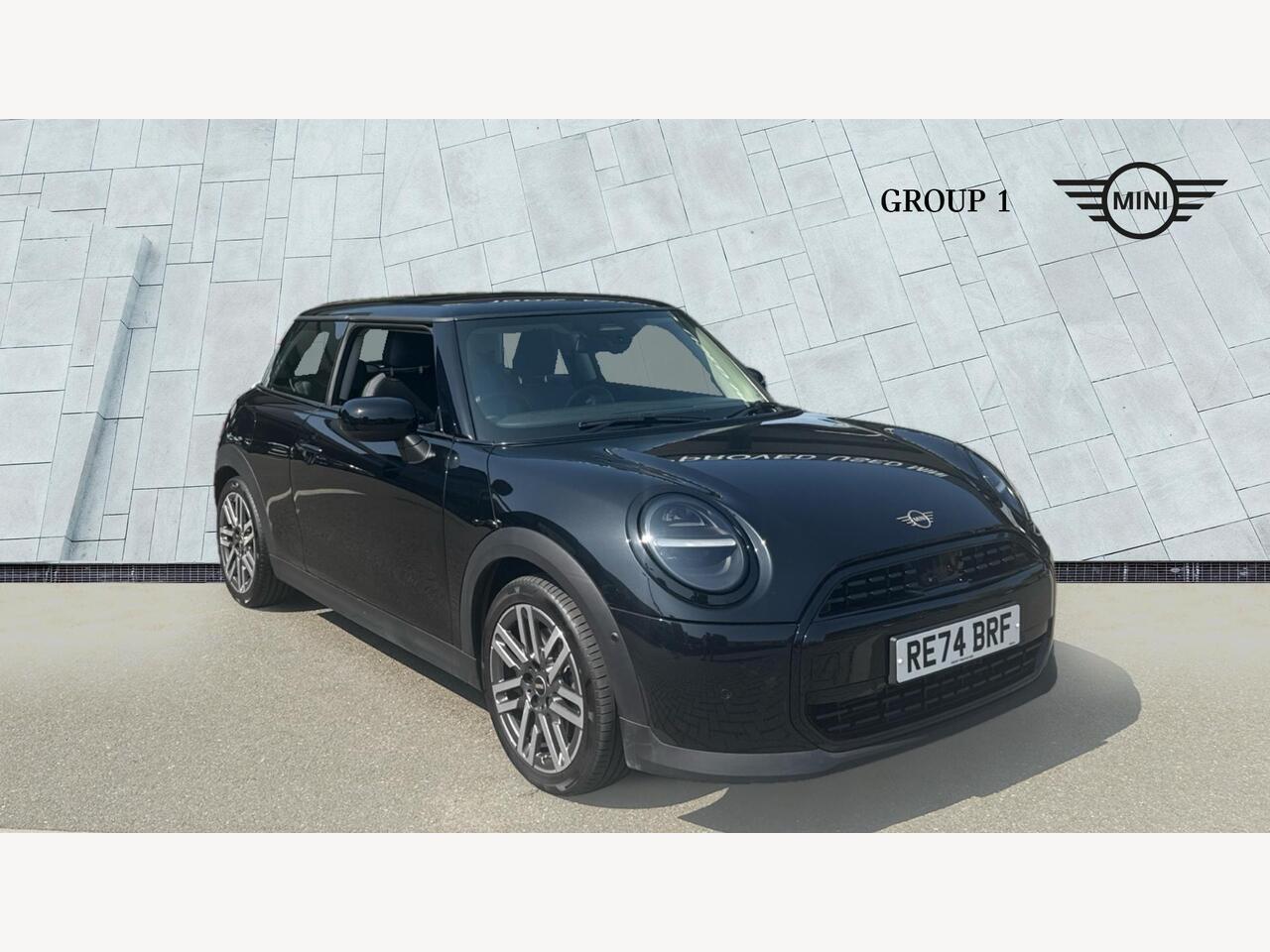 Main listing image - MINI Hatchback