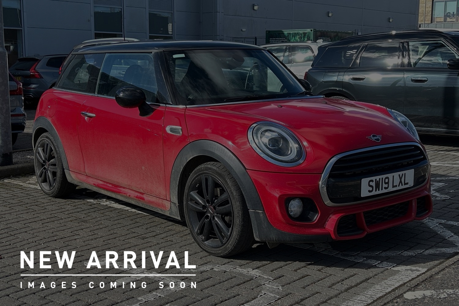 Main listing image - MINI Hatchback