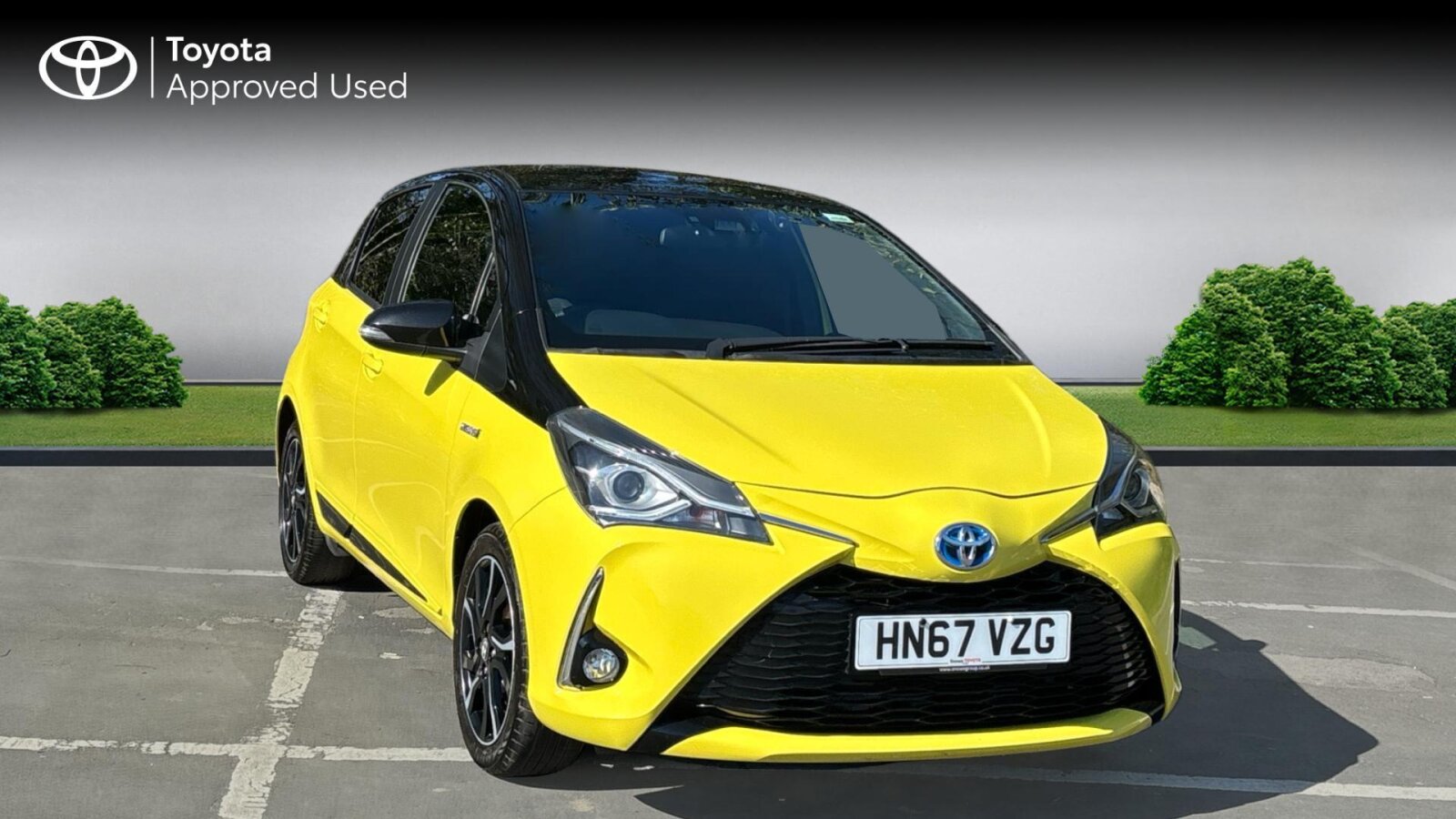 Main listing image - Toyota Yaris