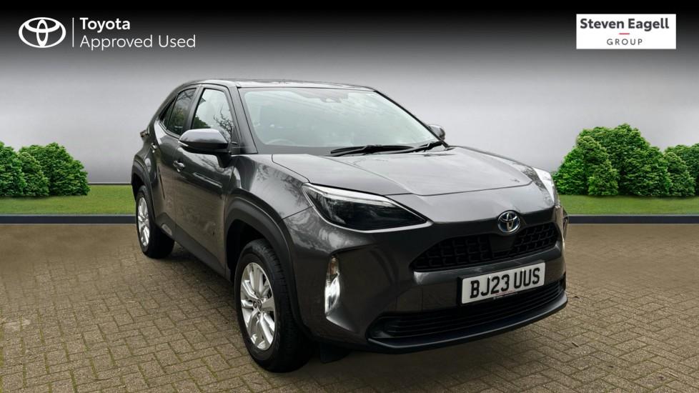 Main listing image - Toyota Yaris Cross