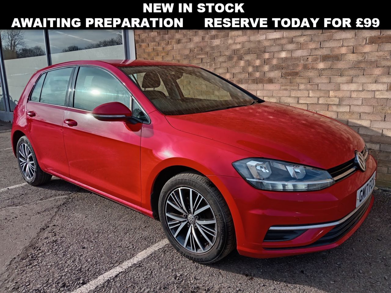 Main listing image - Volkswagen Golf