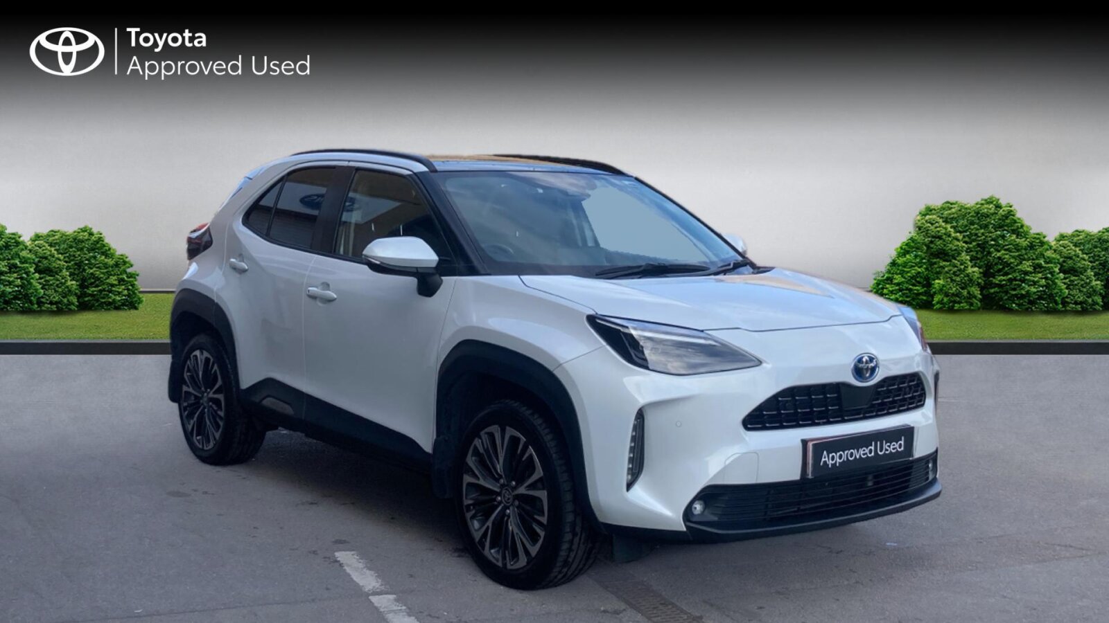 Main listing image - Toyota Yaris Cross