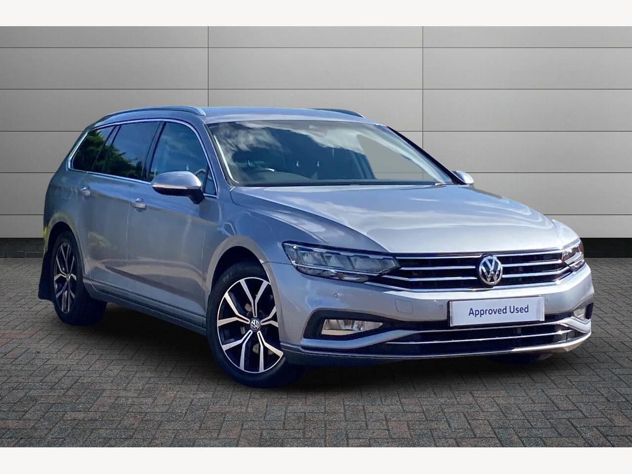Main listing image - Volkswagen Passat Estate