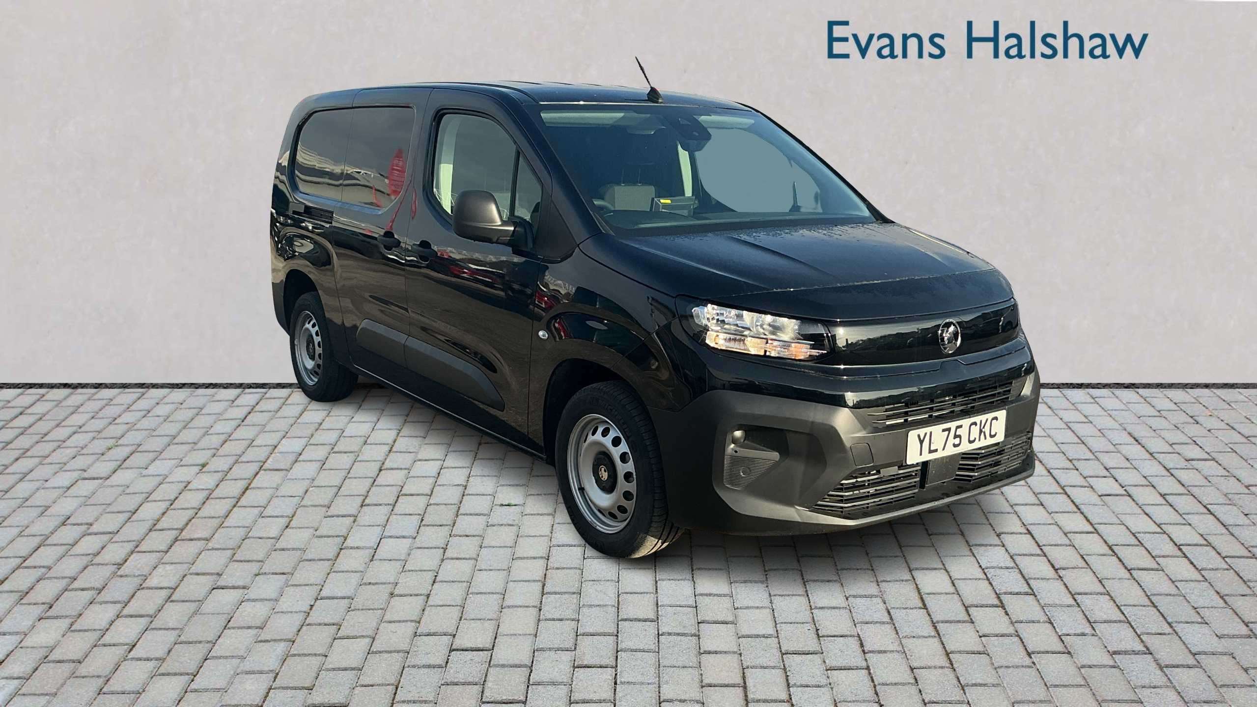 Main listing image - Vauxhall Combo Cargo