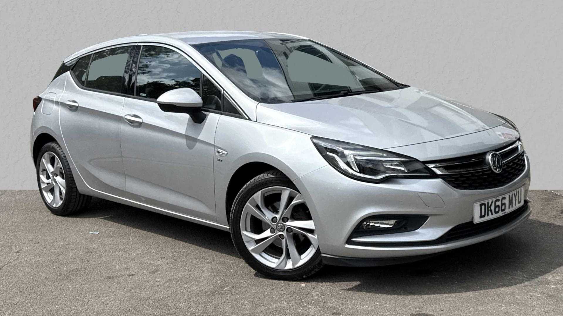 Main listing image - Vauxhall Astra