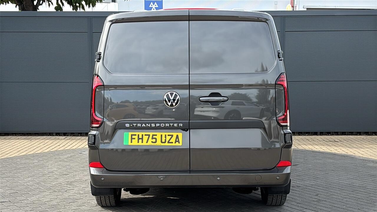 Main listing image - Volkswagen Transporter