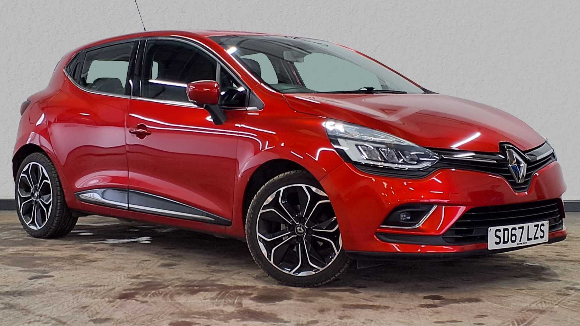 Main listing image - Renault Clio