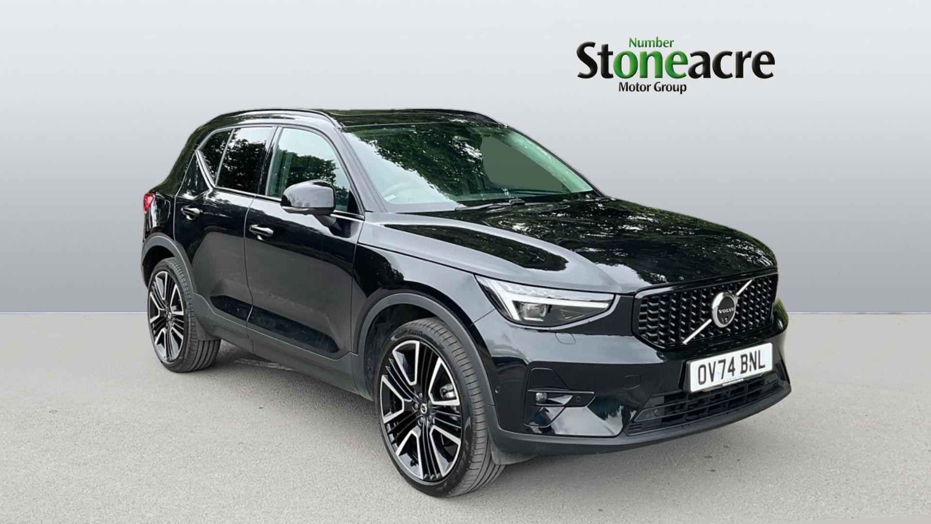 Main listing image - Volvo XC40