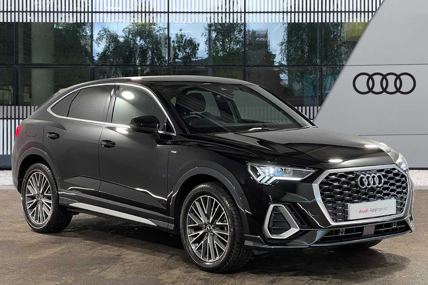 Main listing image - Audi Q3