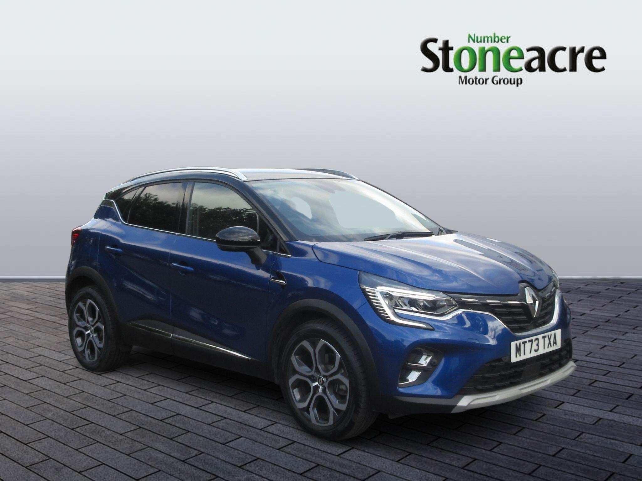 Main listing image - Renault Captur