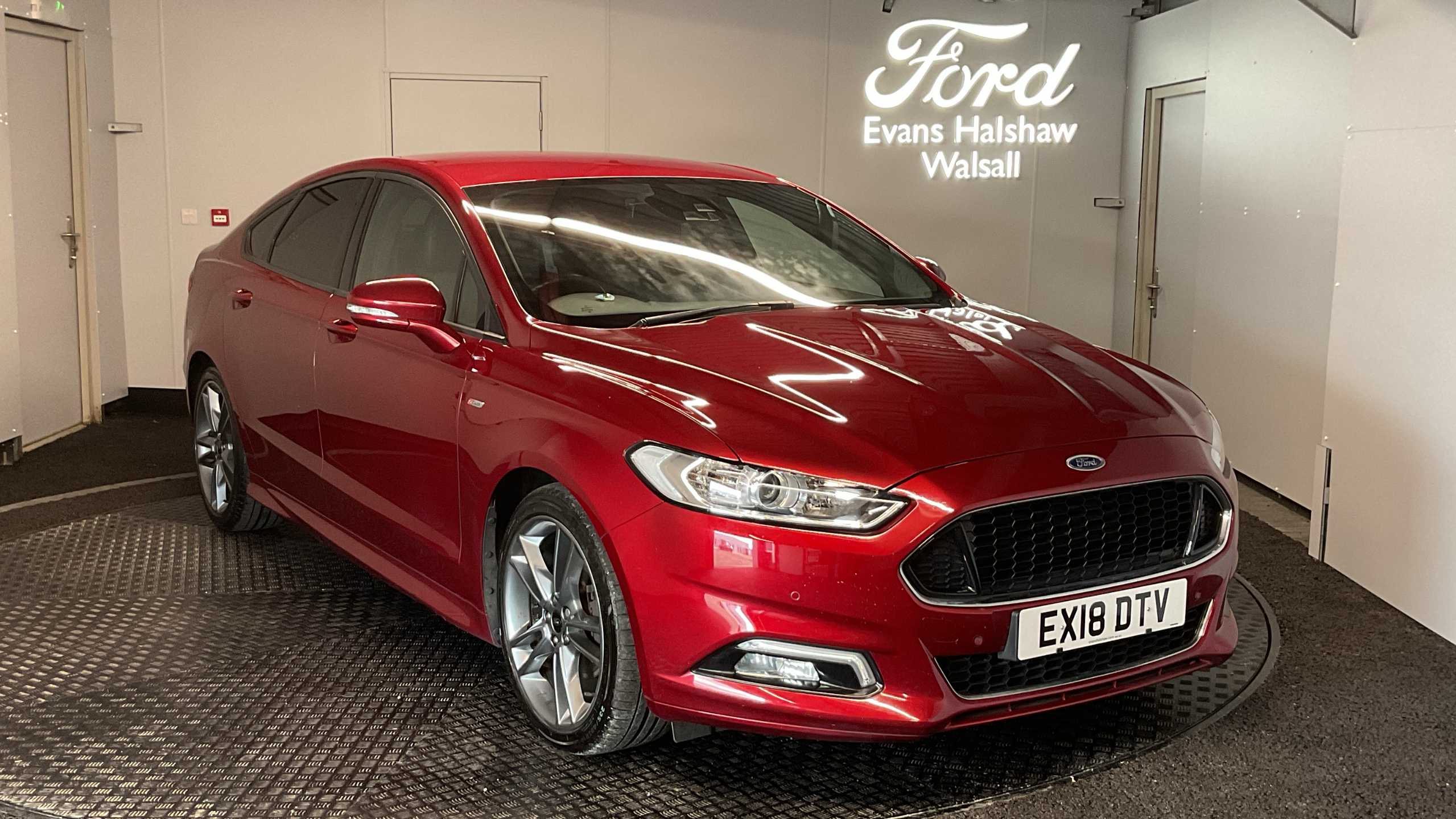 Main listing image - Ford Mondeo