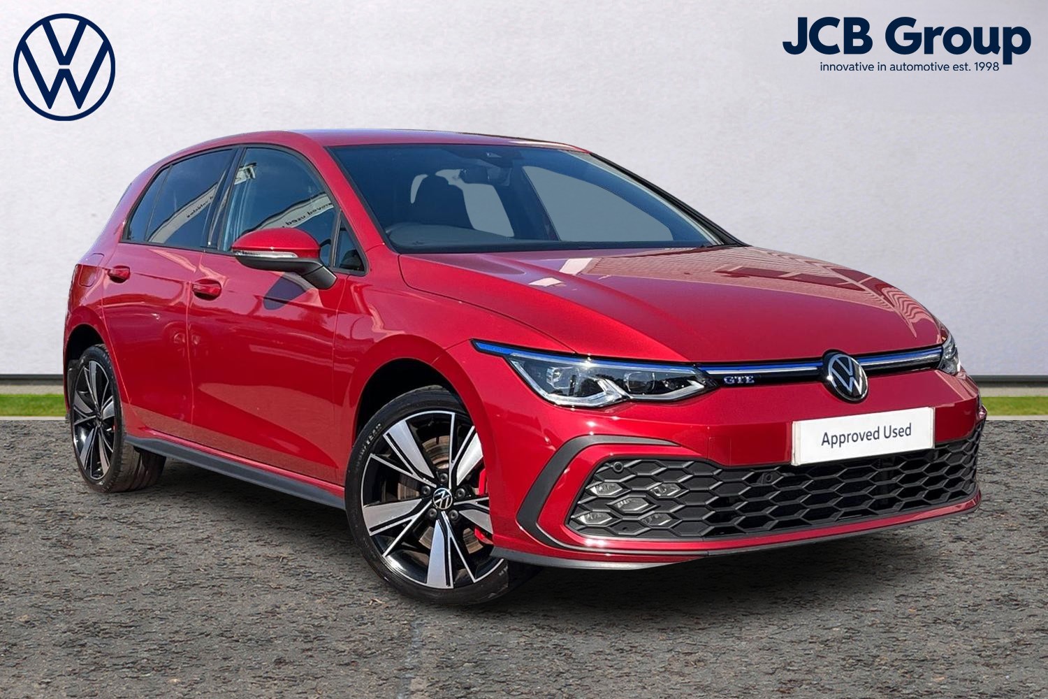 Main listing image - Volkswagen Golf