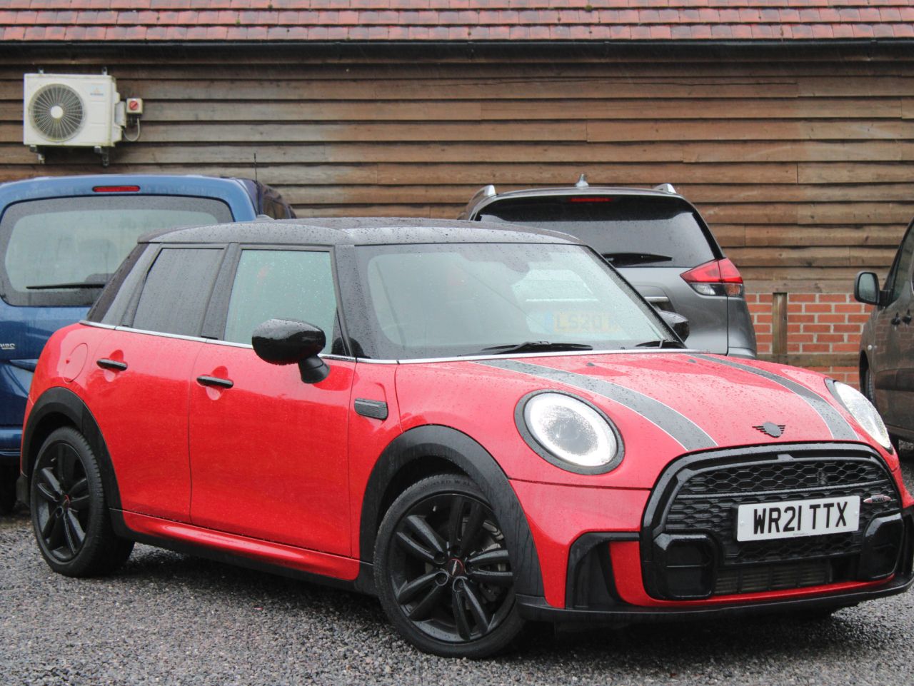 Main listing image - MINI Hatchback 5dr