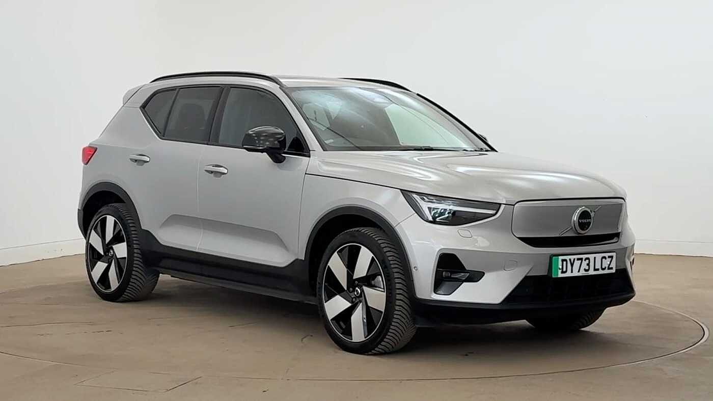 Main listing image - Volvo XC40